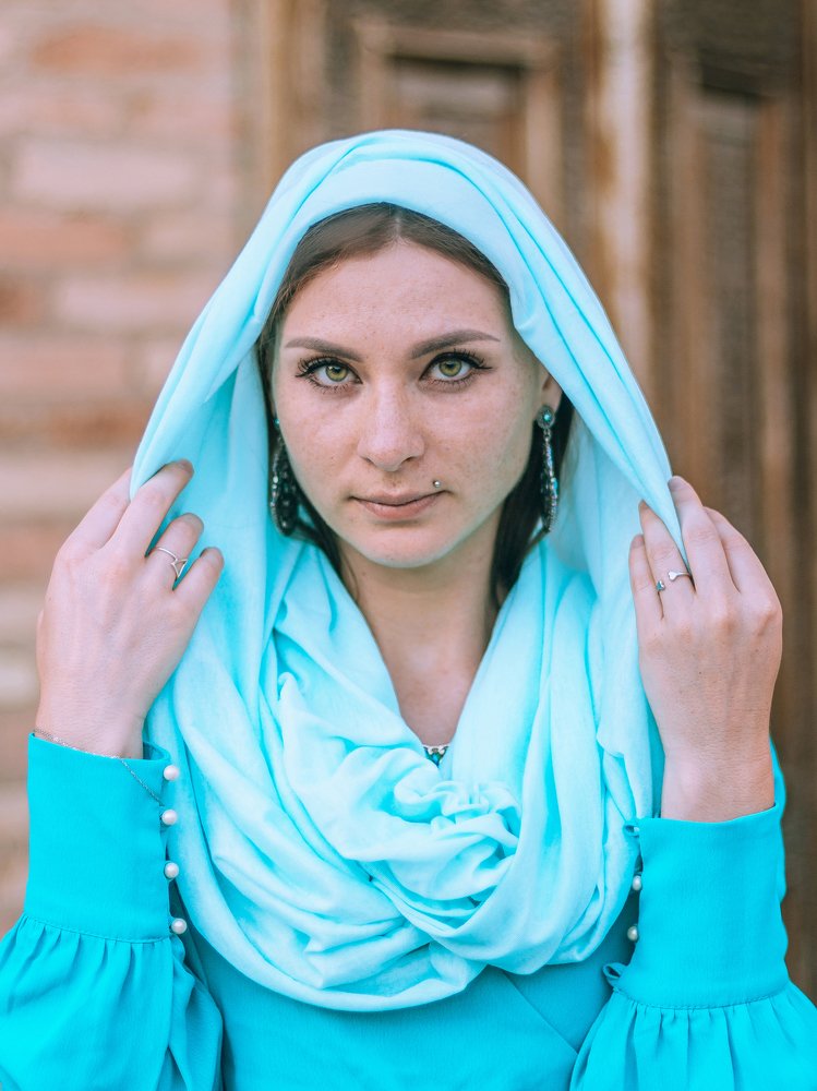 Polish girl in Uzbekistan