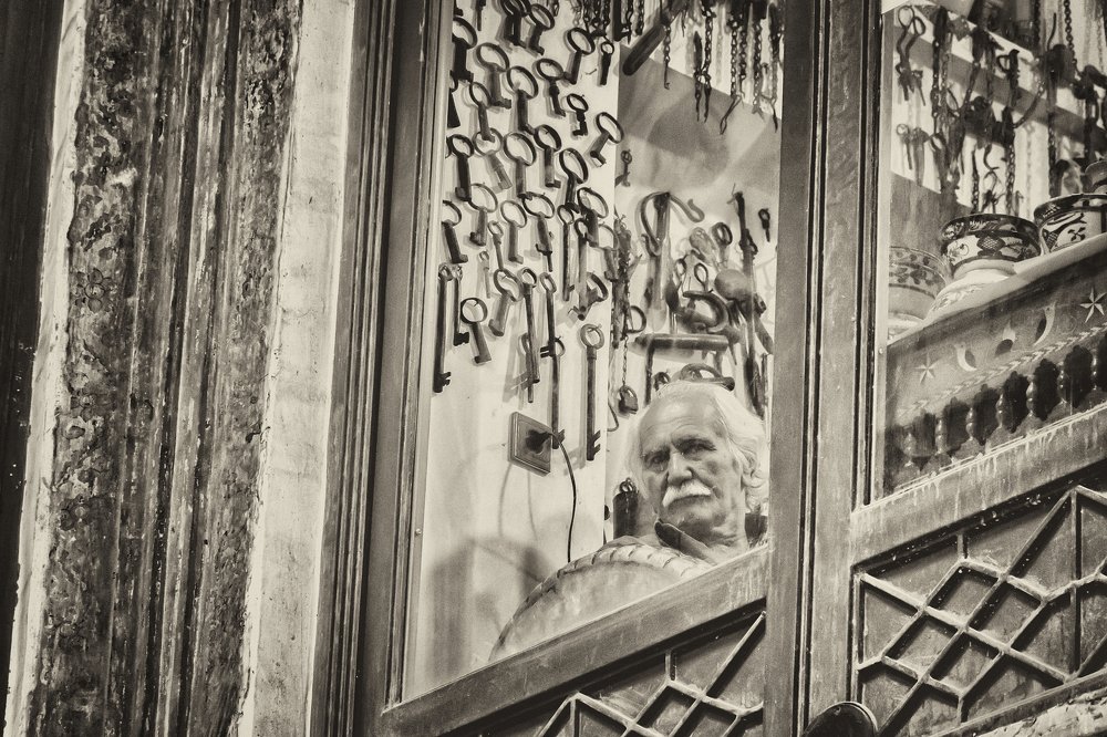 Photograph by Morteza Hekmat Maram