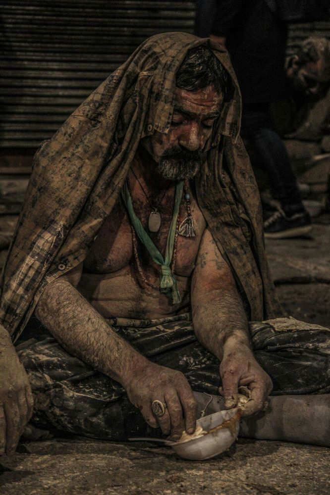 The mourner man