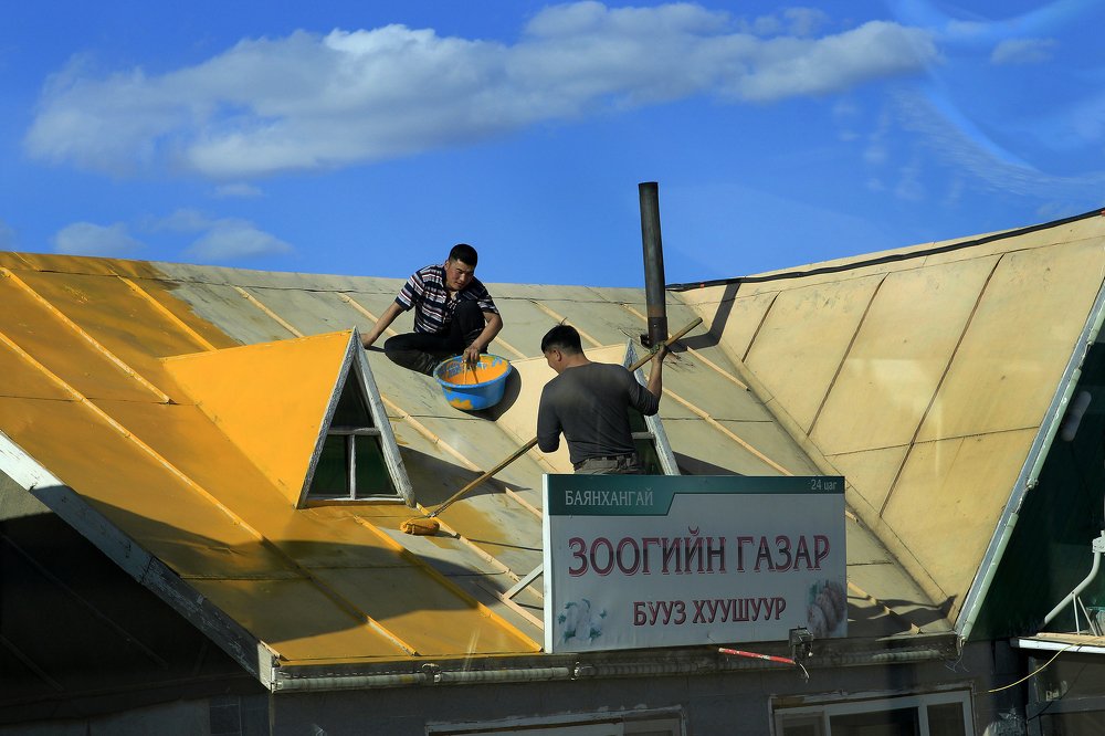 Наш выбор - желтый цвет.