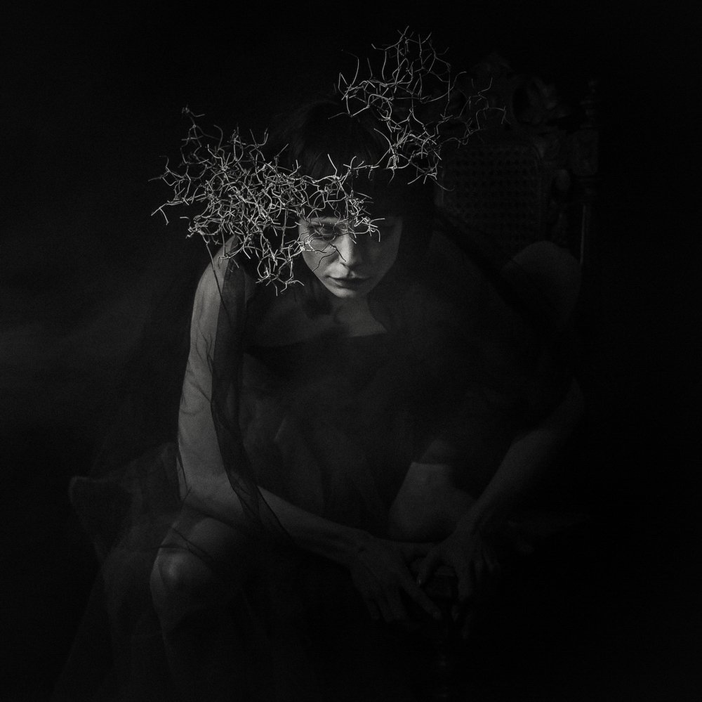 Awakened in the world of dreams