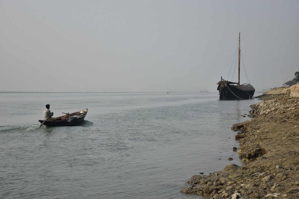 Big and Small Boat....