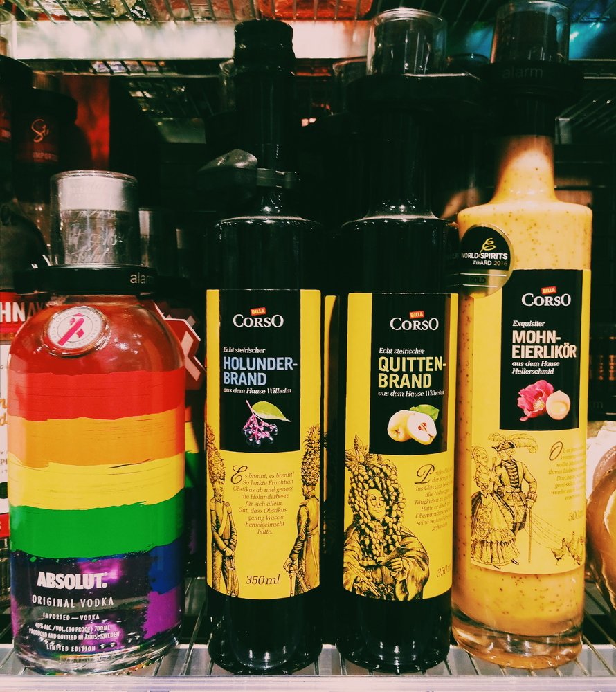 Likör Store in Austria