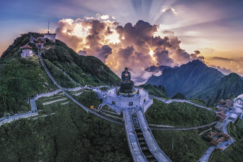 Photograph by Trần Hà