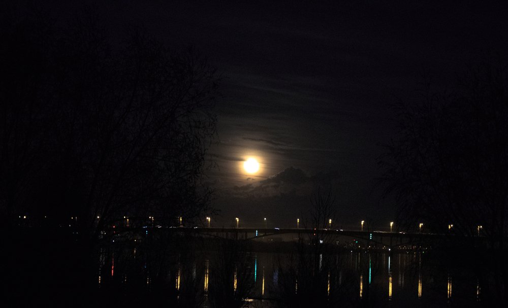 Горы и солнце