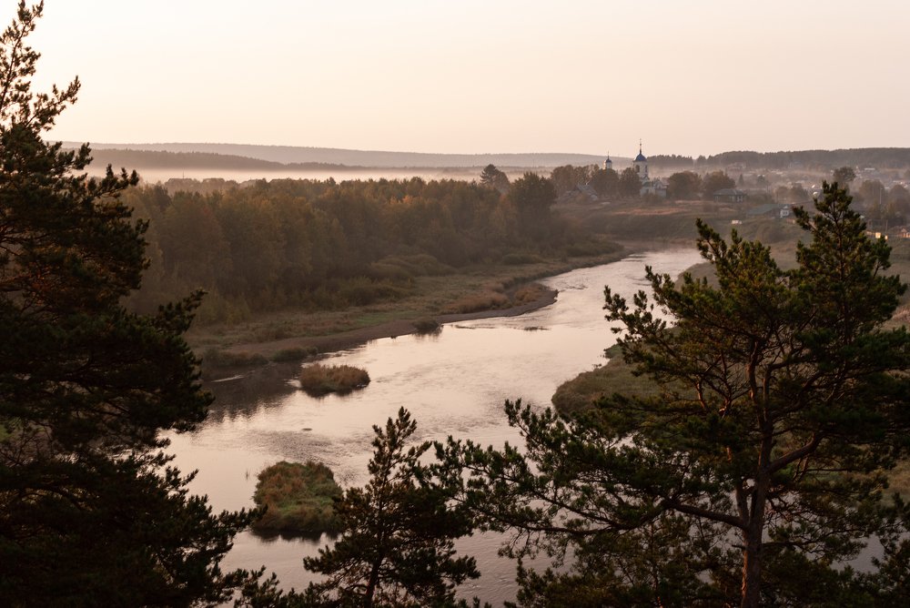 Рассвет на реке Чусовая