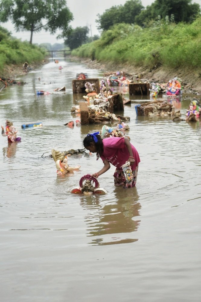Ganesh Idols- Post Visarjan Ceremony