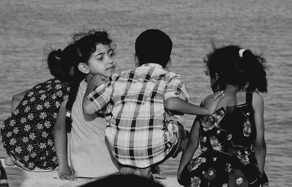 Photograph by Roberto Brsakoski