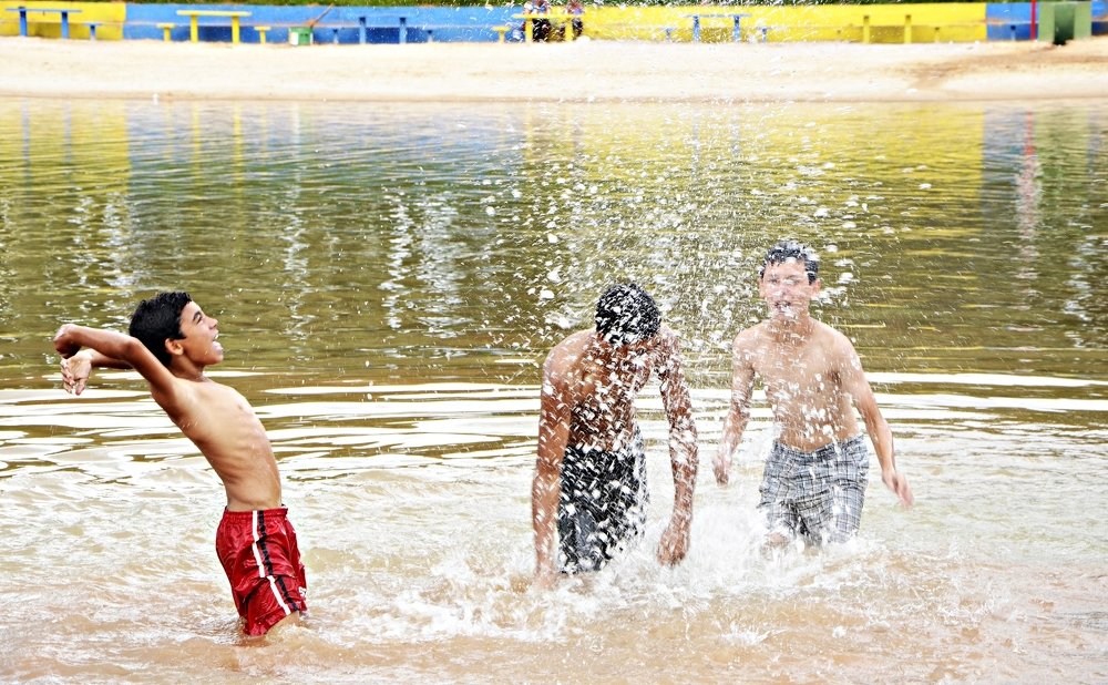 Photograph by Régis Santos