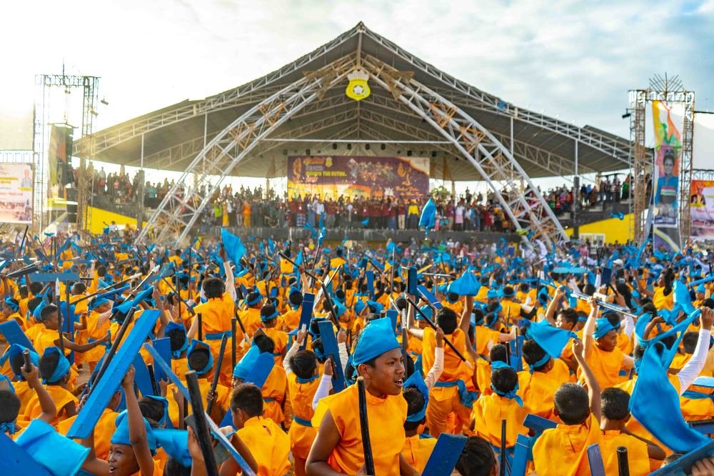 Photograph by Andry Denisah Andry