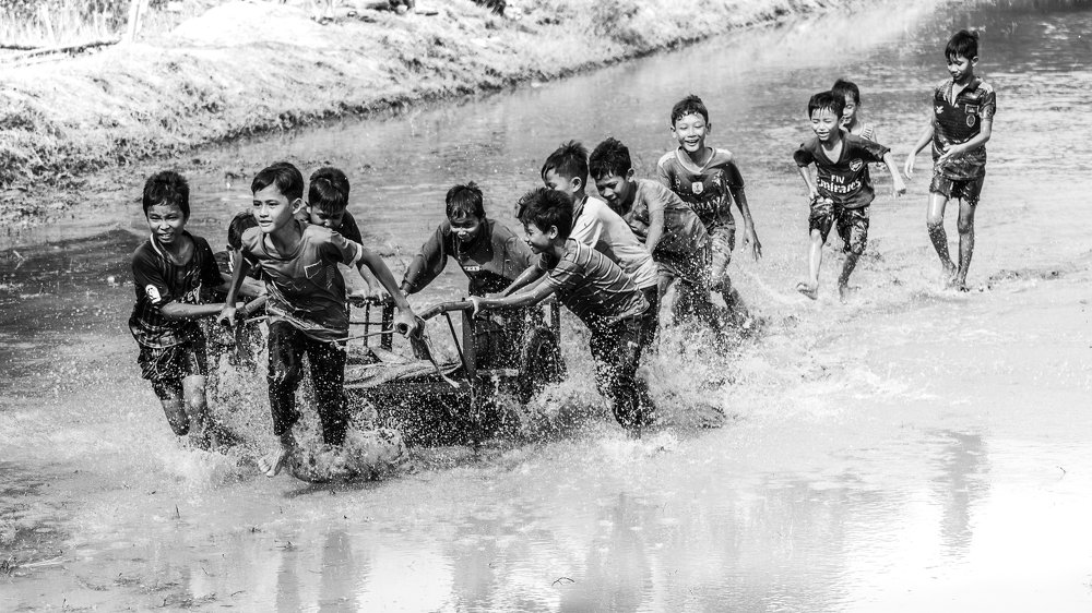 Photograph by Huynh Loc