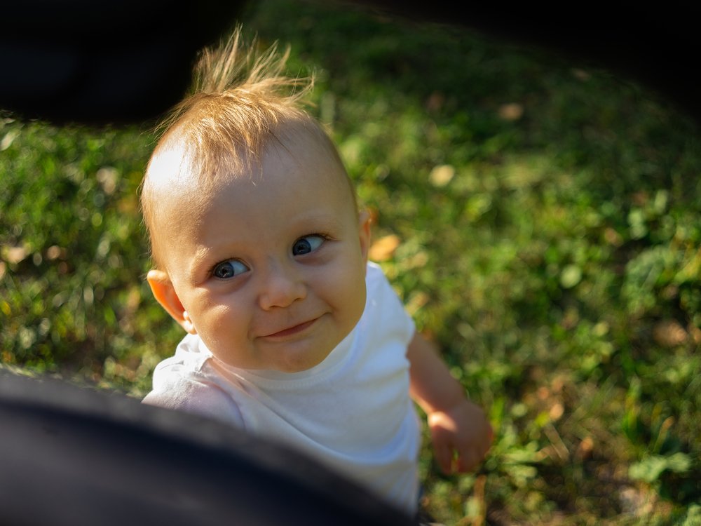 Веселый малыш