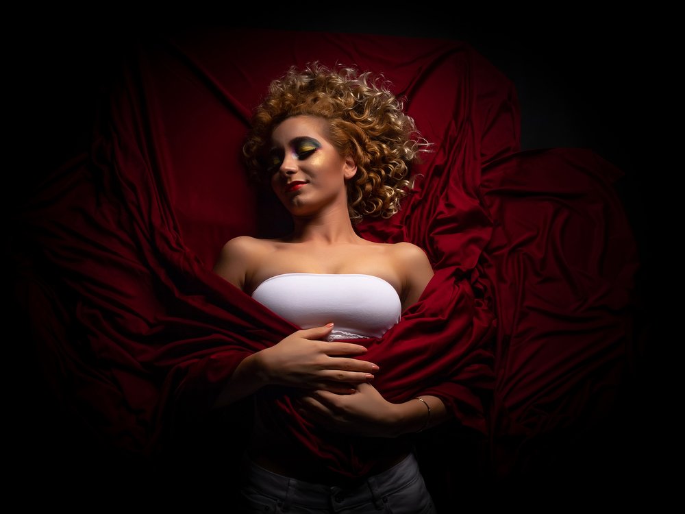 Beuty In red