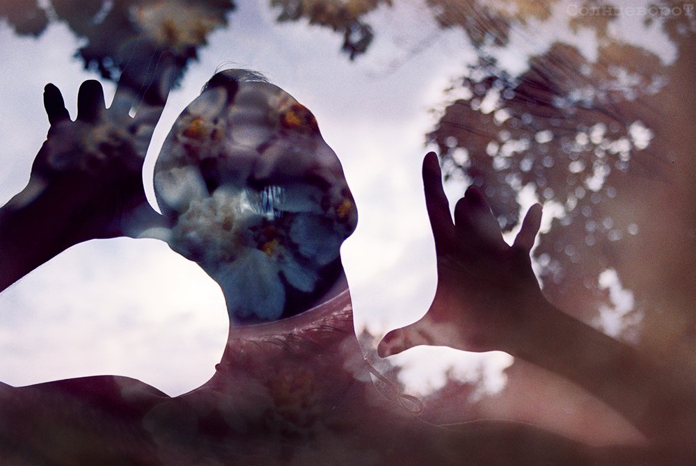 The shadow of a floral look