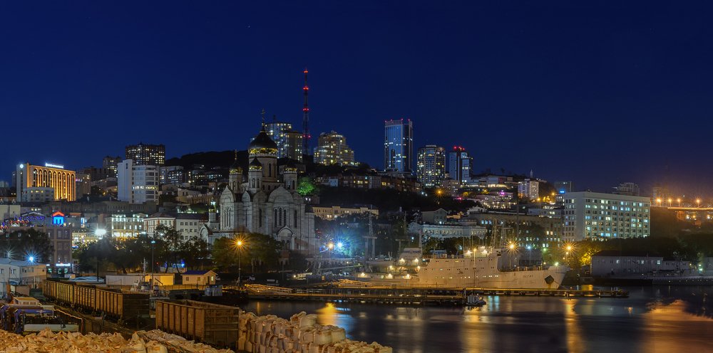 Ночной Владивосток, панорама