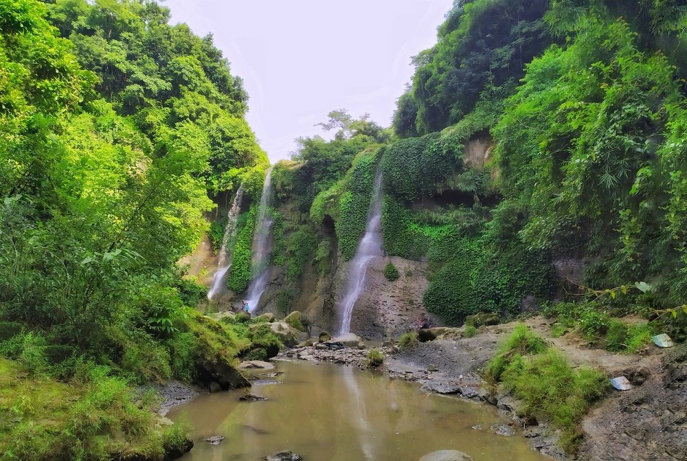 Photograph by Rakib Hasan Radoun