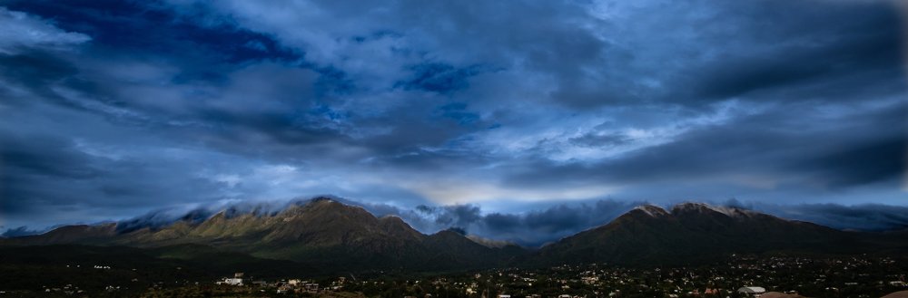 Photograph by Jorge Luis Bravo