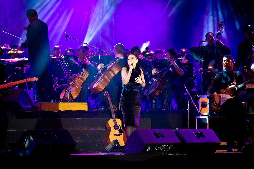 Photograph by kachachart duangket