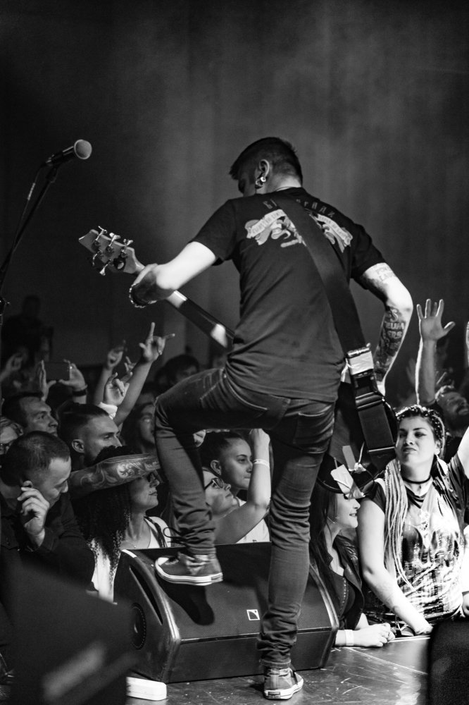 В шаге от ритма музыки