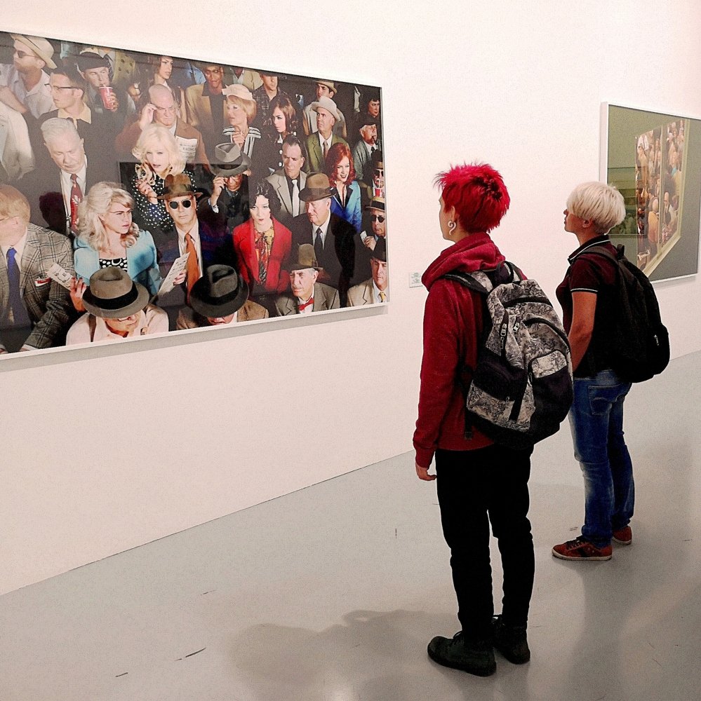 Один из них - праведник, другой - большой грешник...