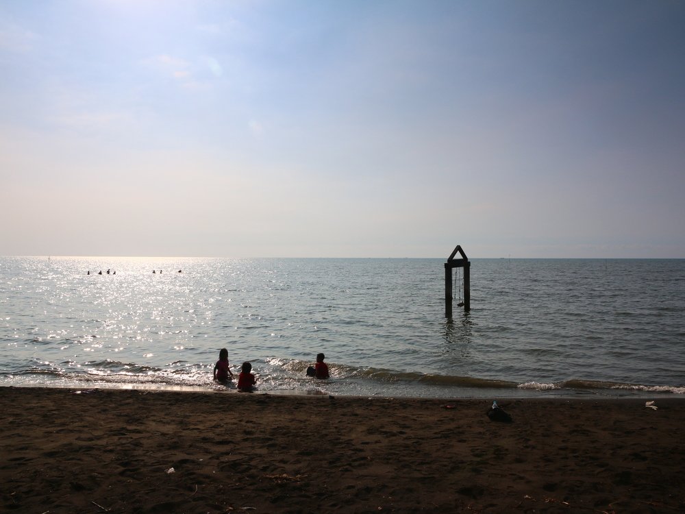 Photograph by Adhi hendrana Jaya wardhana