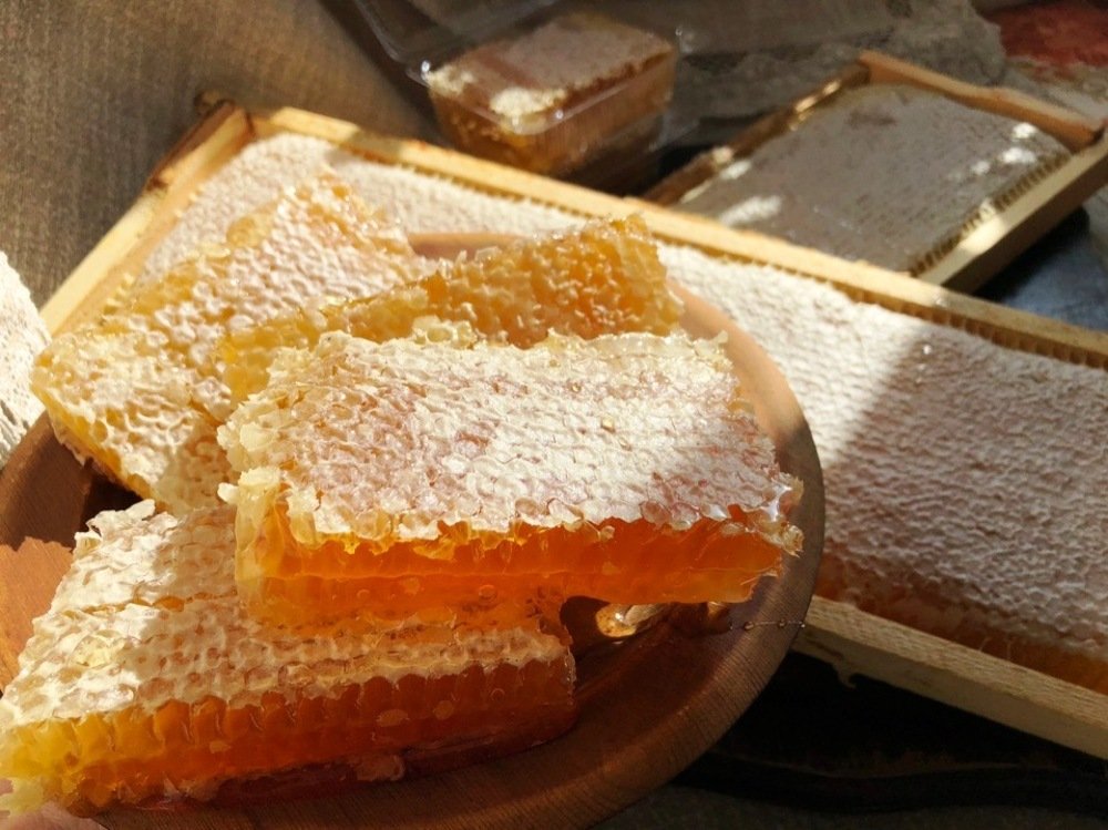 Сотовый мёд
