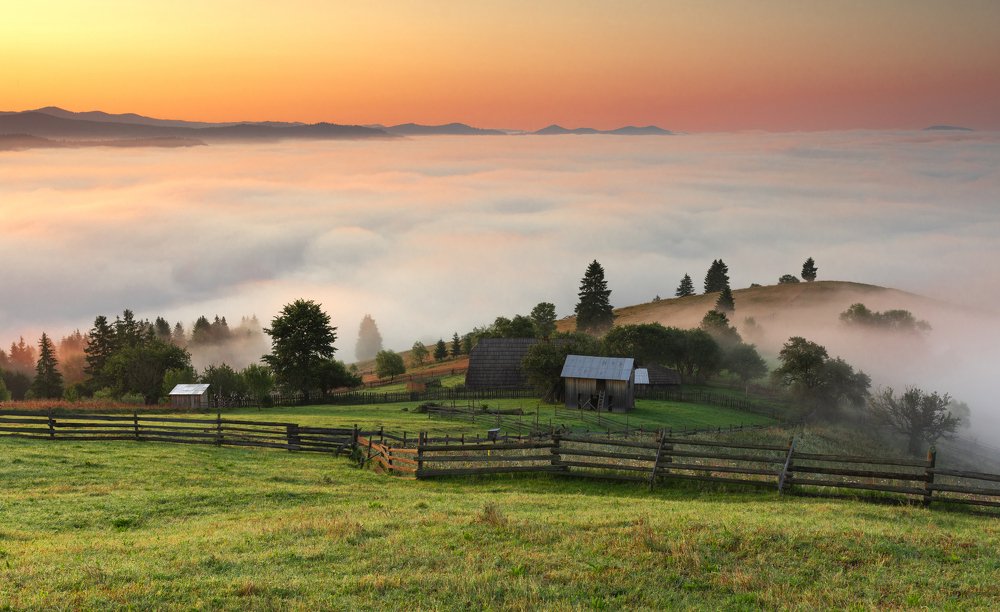 Photograph by Holhos Nick