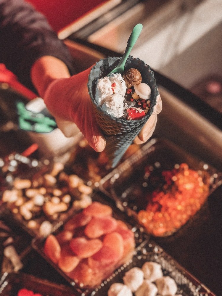 По мороженке?:)