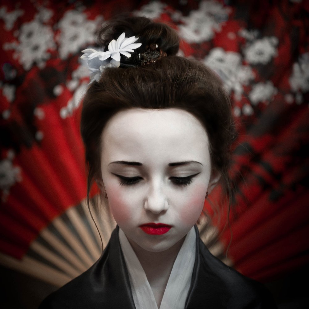 Покорность в цвете