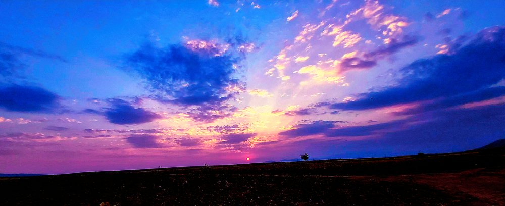 Photograph by Yahya Kakapour