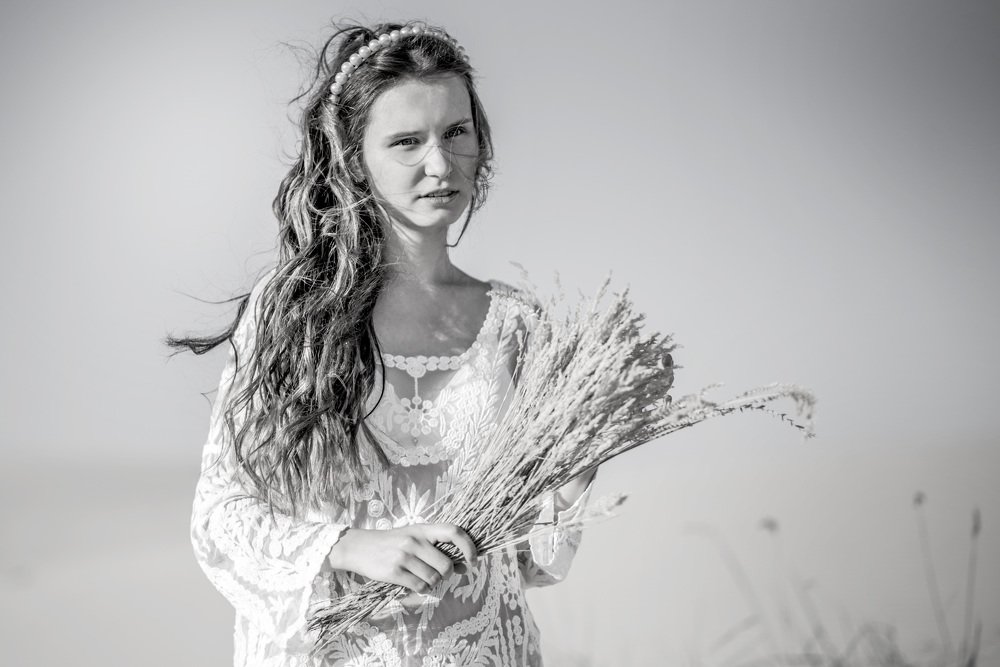 White sun of the desert