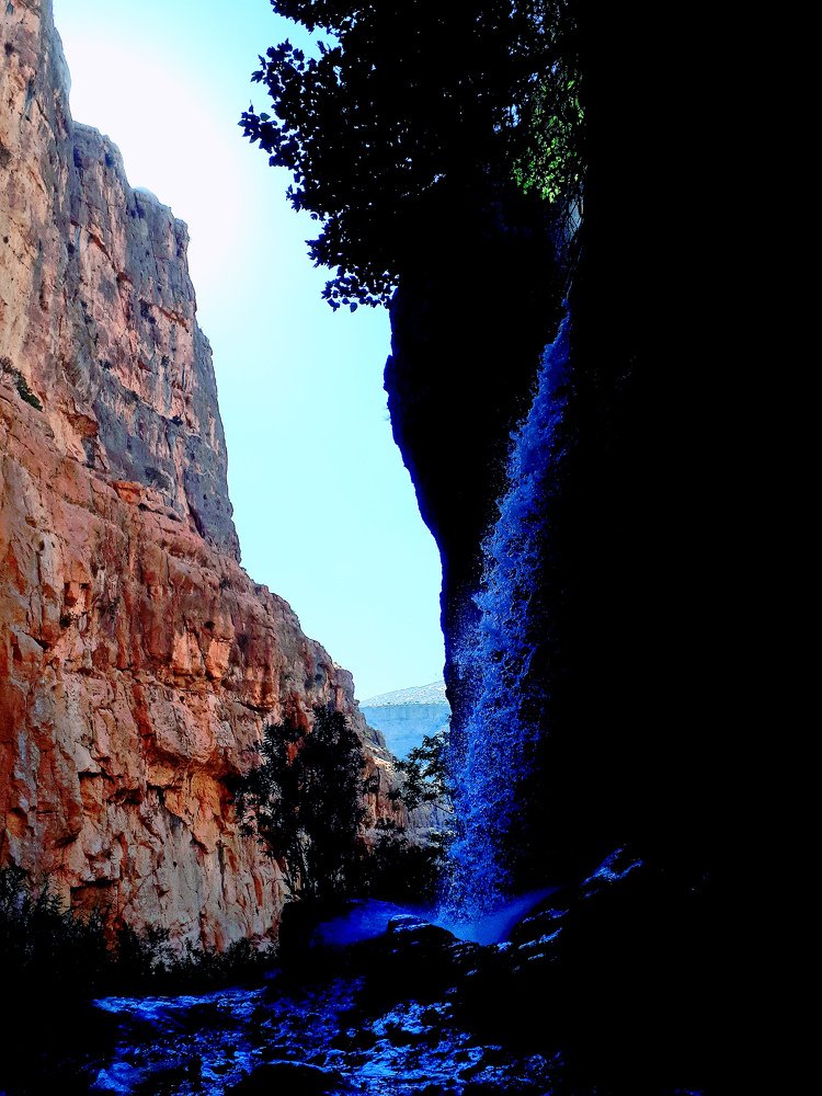 Photograph by Yahya Kakapour