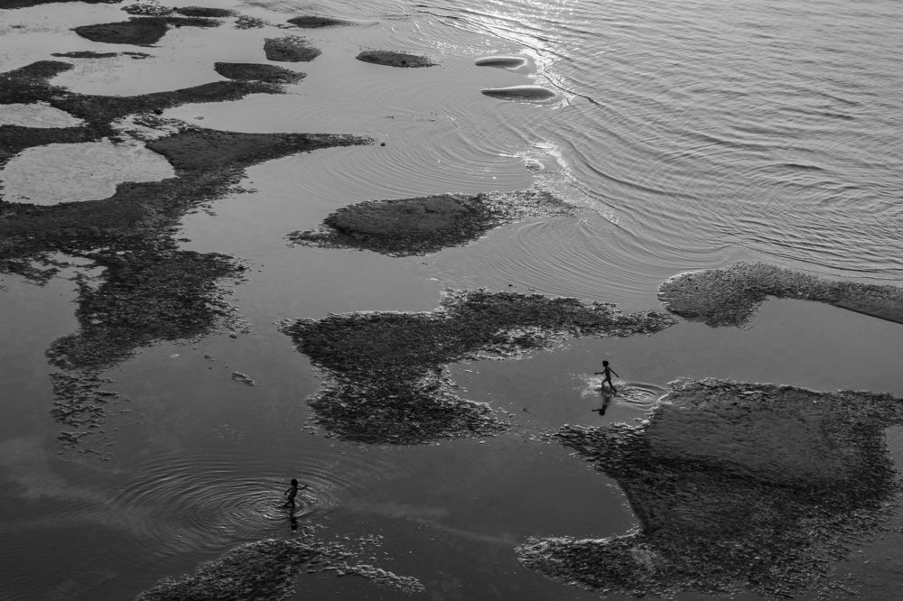 Photograph by HLA KAY THI TUN