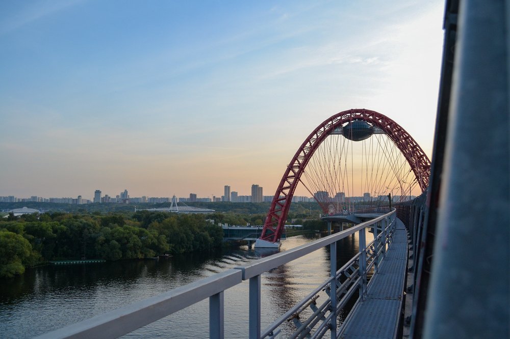 Живописный Мост