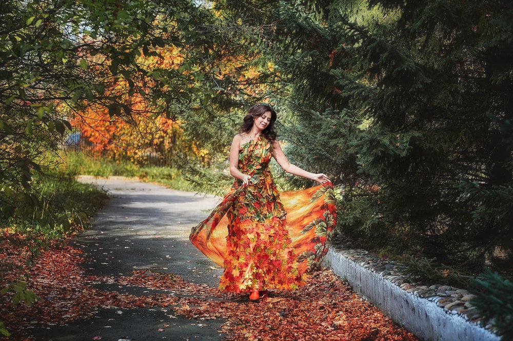 Девушка-осень