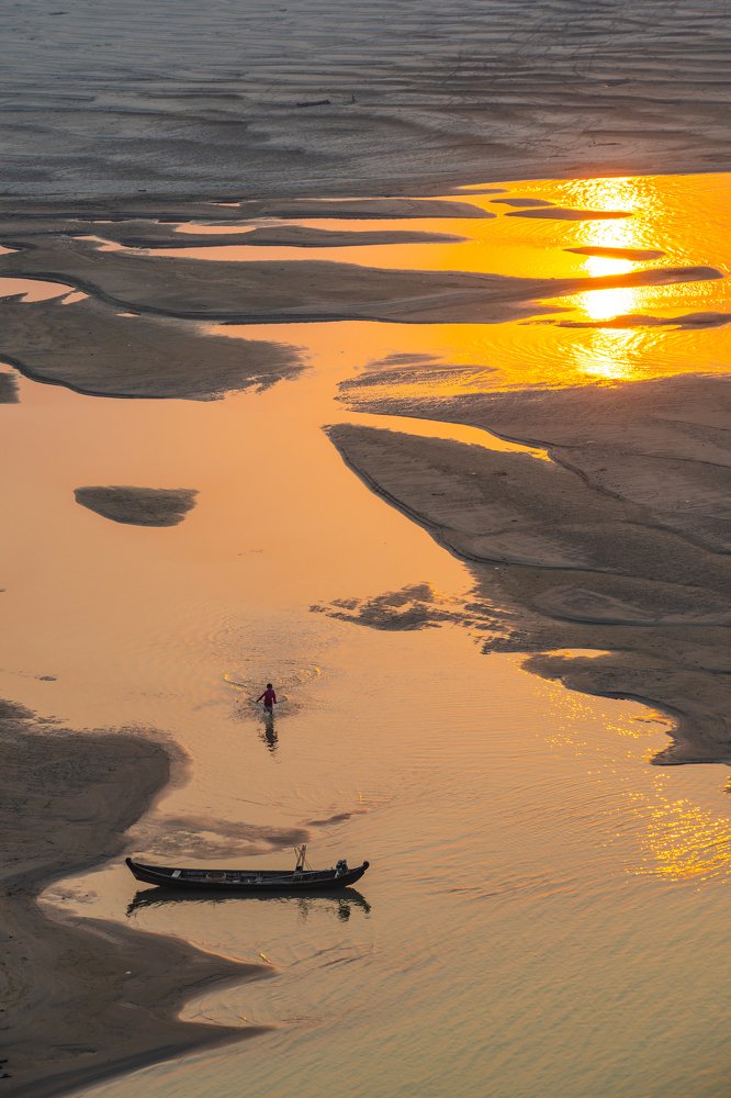 Photograph by Phyo Moe