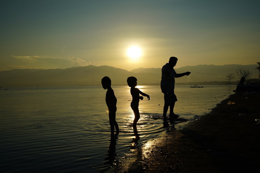 Son, Sun and Daughter