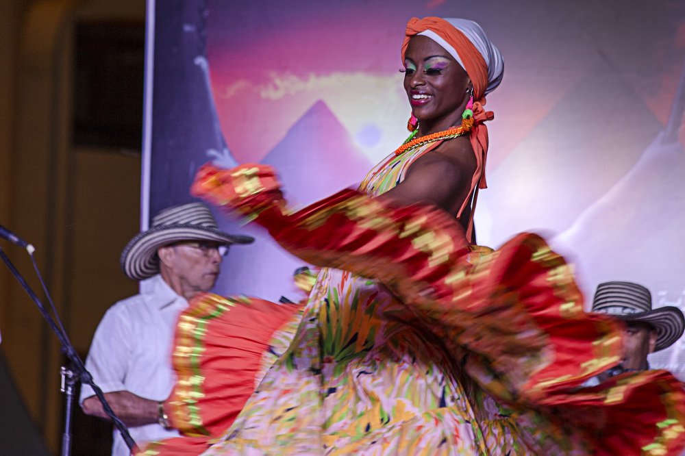 Happy Dancing in Drum Dialogue