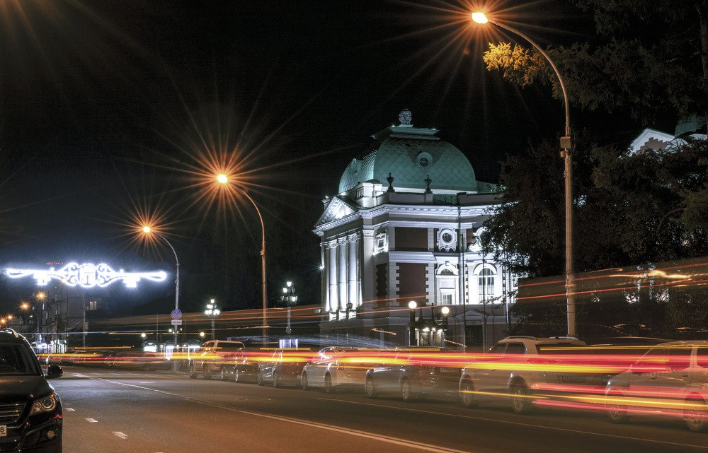 Театральная ночь