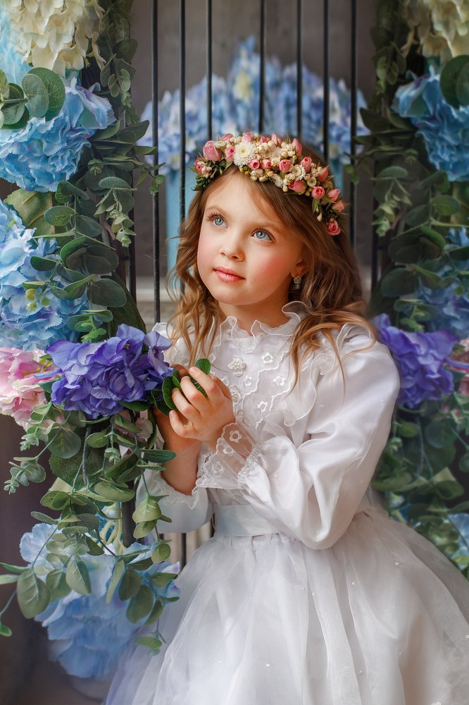 Лера в сказочном саду