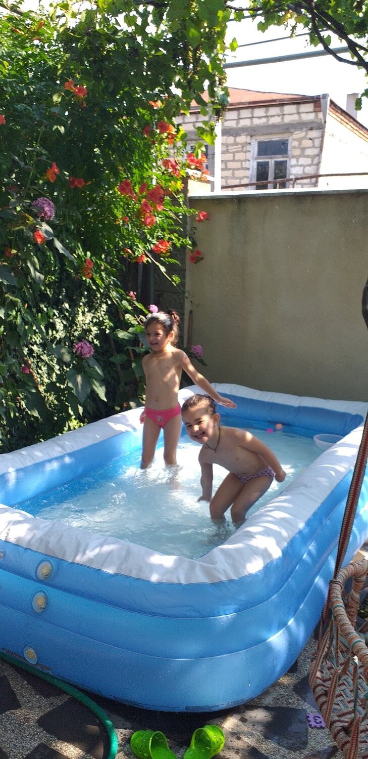 Photo #3689225
