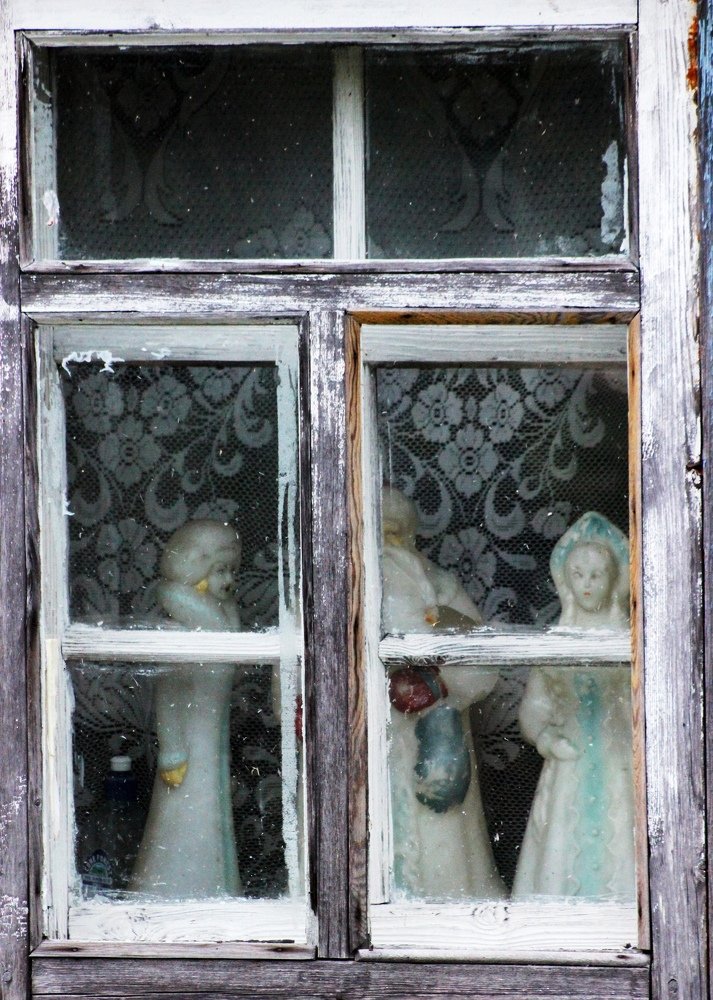 Деревенское окно