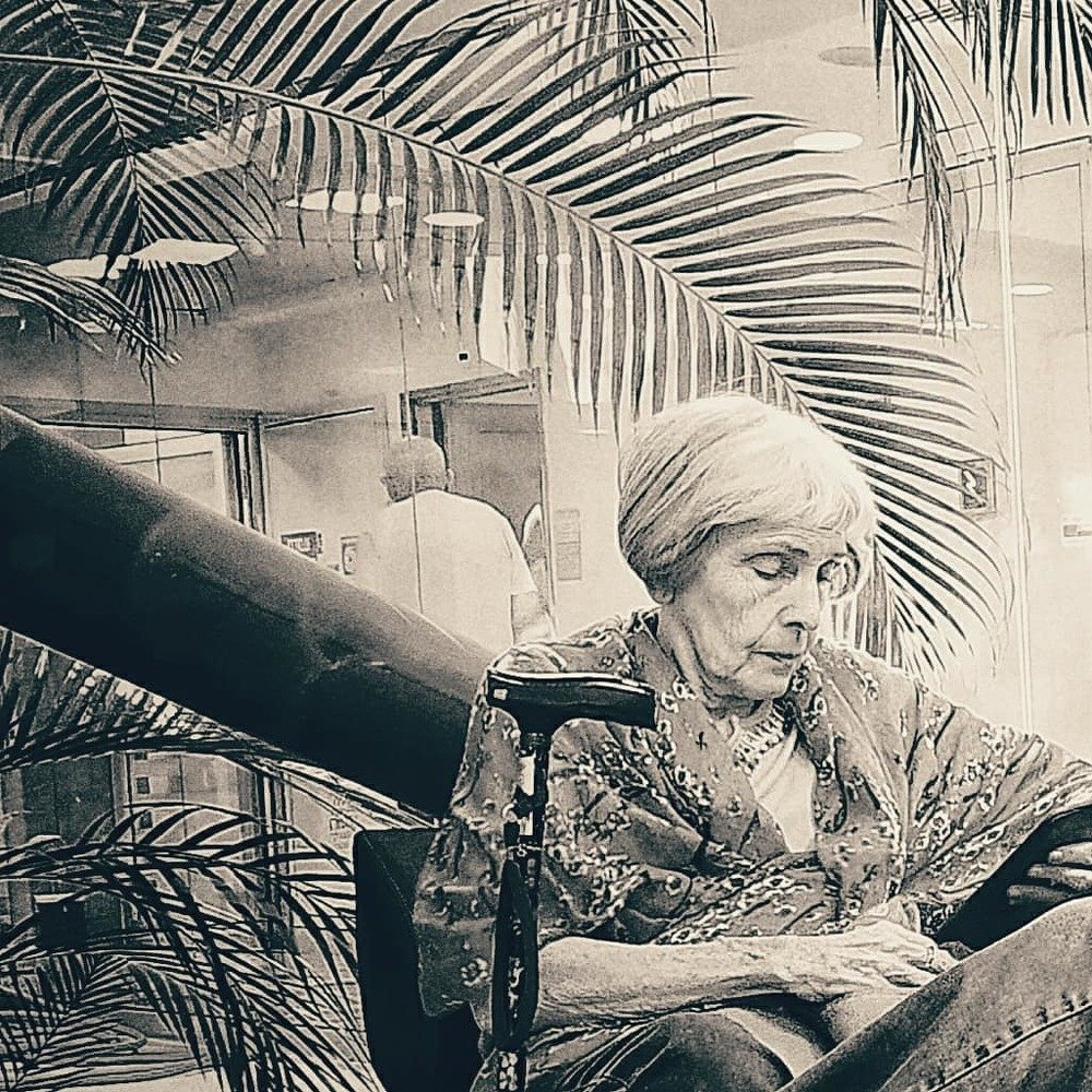 Photograph by Israel Roistacher