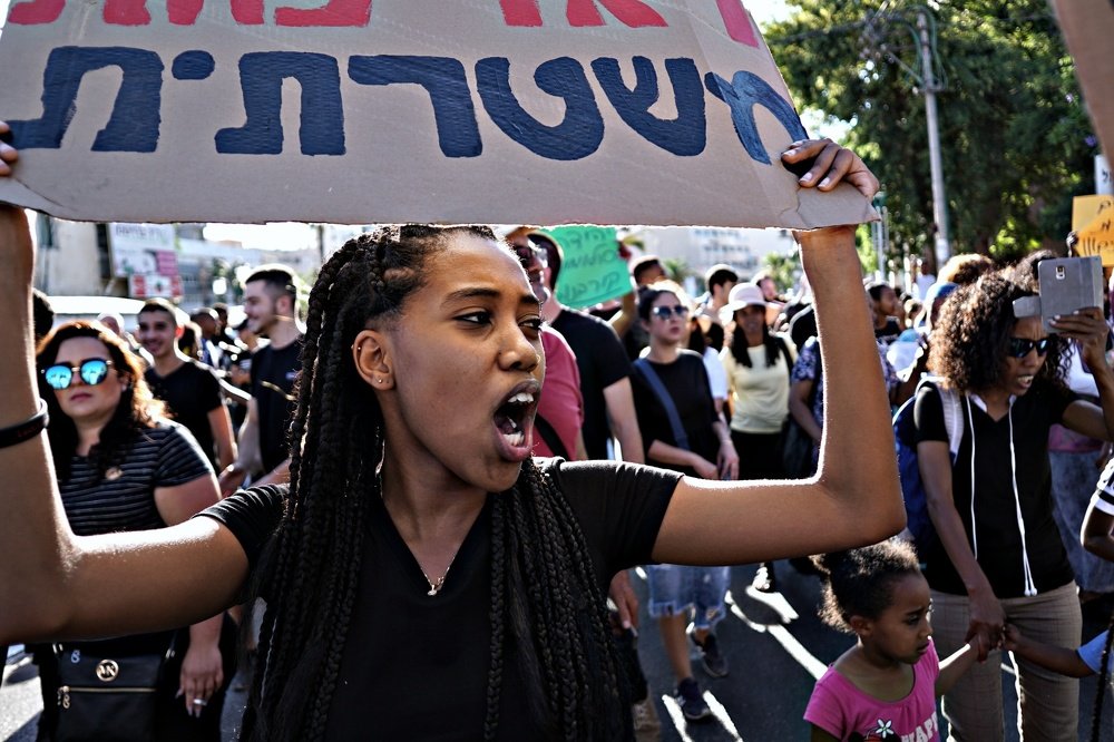 Photograph by amir lavon