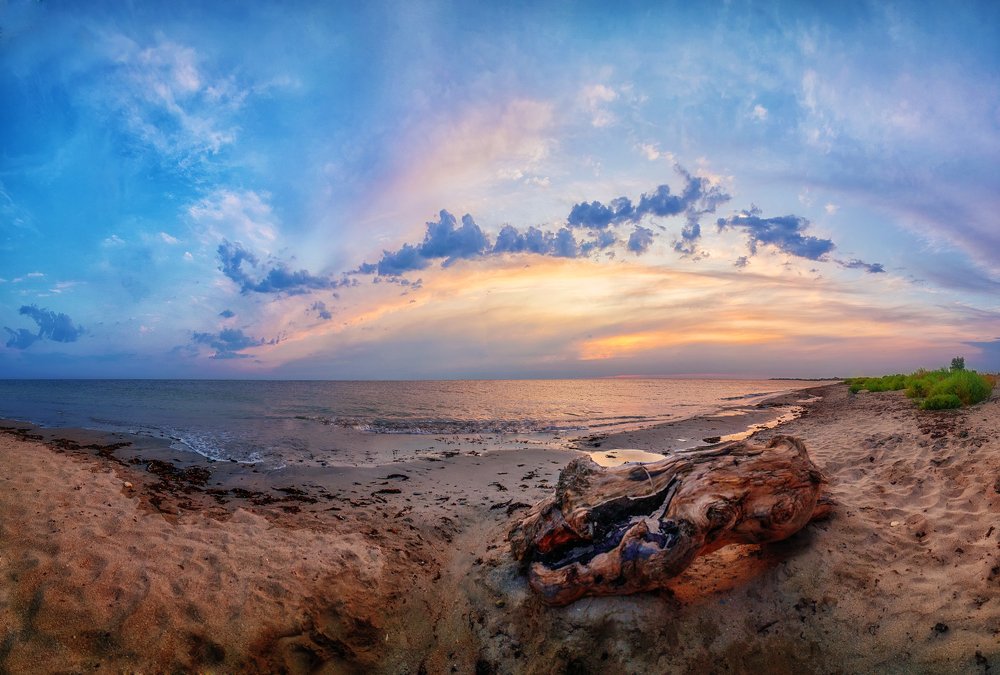 Пляж под Евпаторией