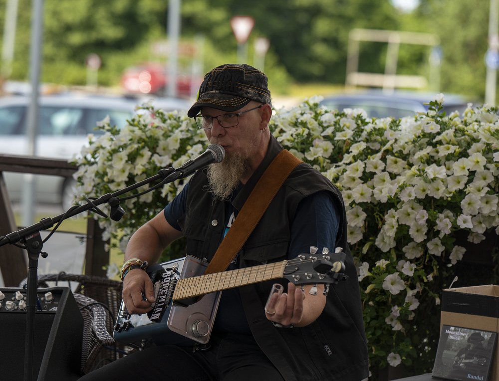 Photograph by Raivo Kremer