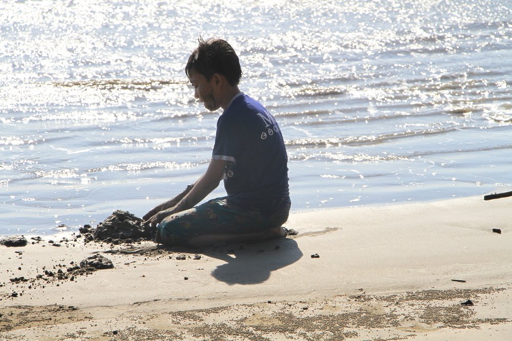 Фотография автора Hla Moe