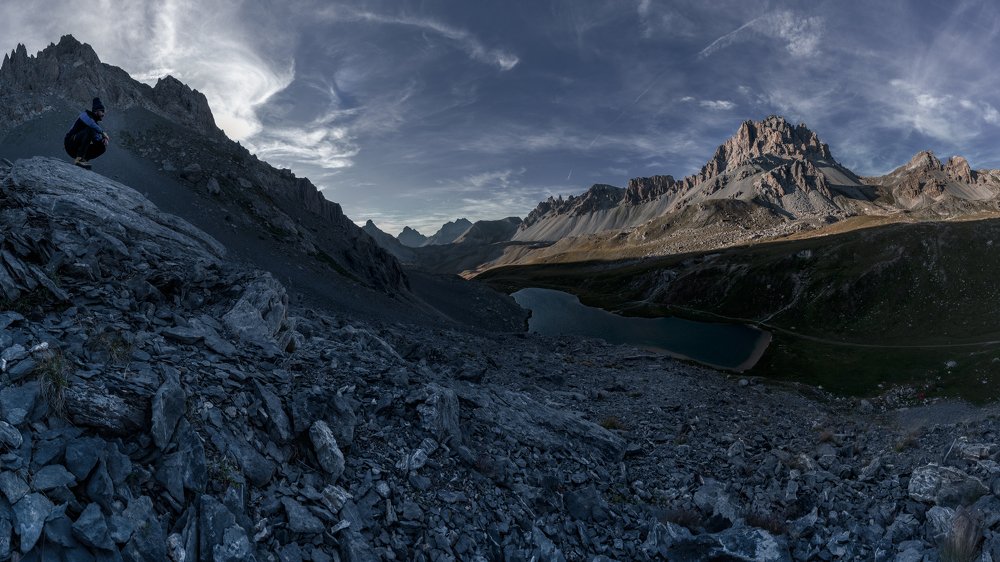 Oronaye lake before sunset