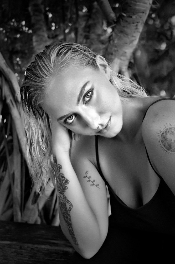 Photograph by Alvin Gomesz