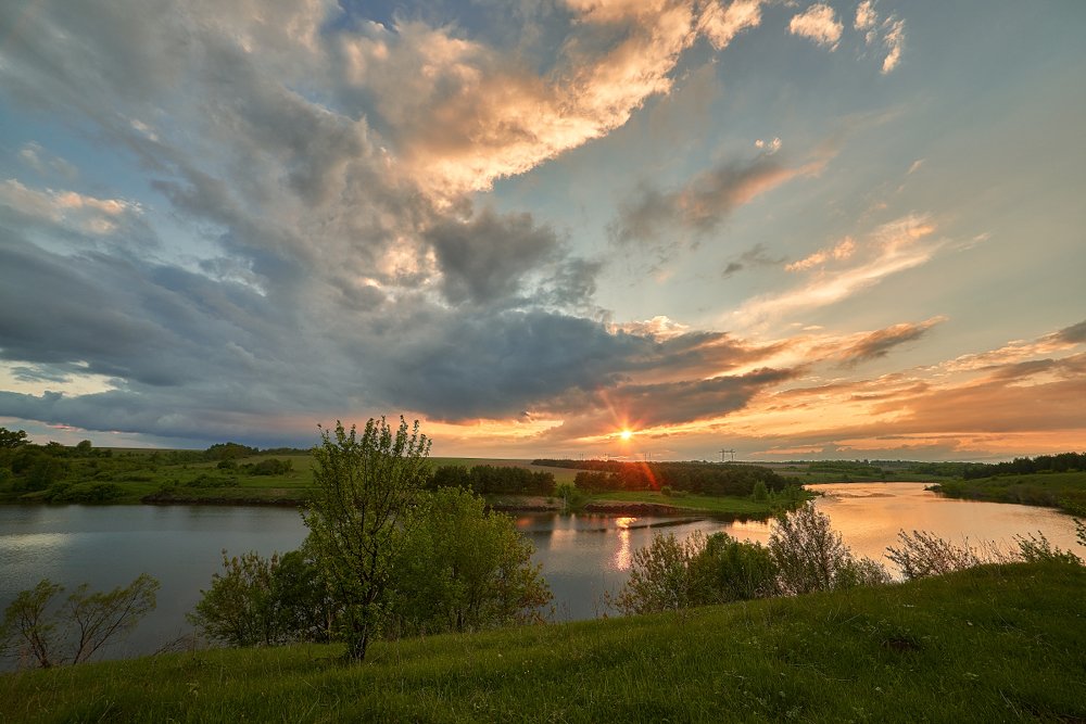 Фотография автора Женя Лузгин